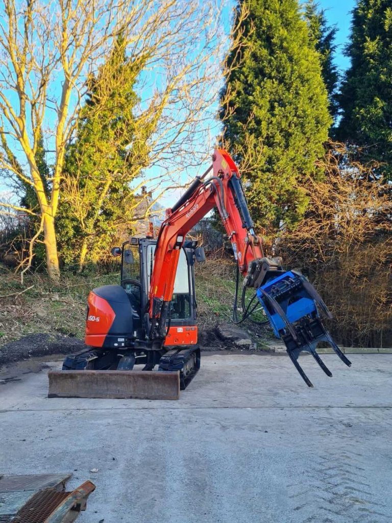 Miniexcavadora compacta Kubota U50-5 de 5 t, usada, año 2021, 1280 h, cabina con aire acondicionado
