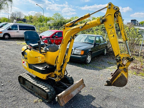 Komatsu PC 09-1 (2008) – Mini excavadora 0,8T – 1500 h – Ultracompacta