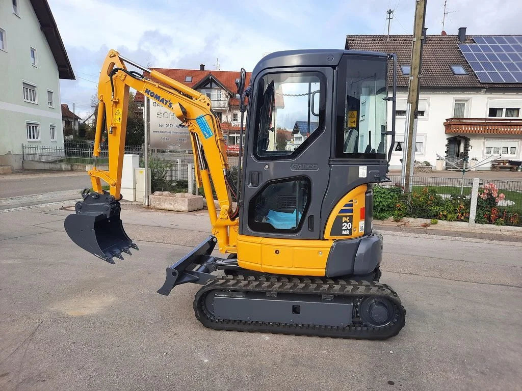 Komatsu PC 20 Miniexcavadora de 2 t usada 2007 de 4700 h con 3er circuito hidráulico