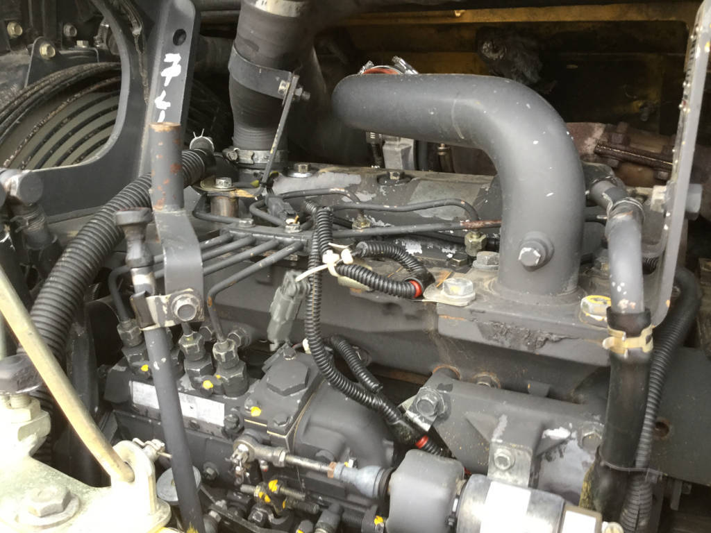 Miniexcavadora usada Komatsu PC78MR-6 (2004) – 8,3T – Motor 40,5 kW
