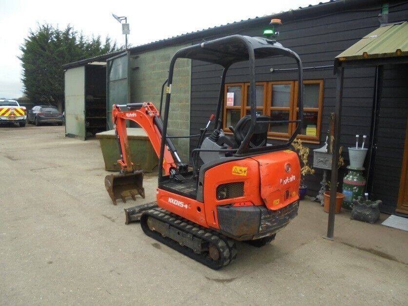 Kubota KX015-4 de Ocasión (2018) – Miniexcavadora 1,5 T Revisada con 3 Cucharas – 1 394 h