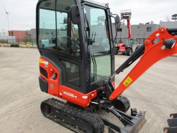 Miniexcavadora Kubota KX016-4 de 1,6 t usada 2022 con 179 h certificada CE con joysticks