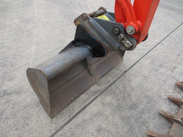 Miniexcavadora Kubota KX016-4 de 1,6 t usada 2022 con 179 h certificada CE con joysticks
