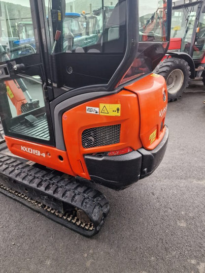 Miniexcavadora Kubota KX019-4 de 1,85 t usada 2019 con 1803 h sistema hidráulico auxiliar