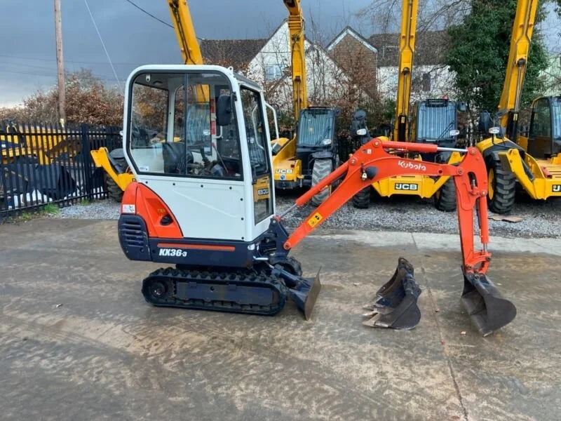 Miniexcavadora Kubota KX36-3 de 1,6 t, usada, año 2005, 2543 h, con 3 cucharones a elegir