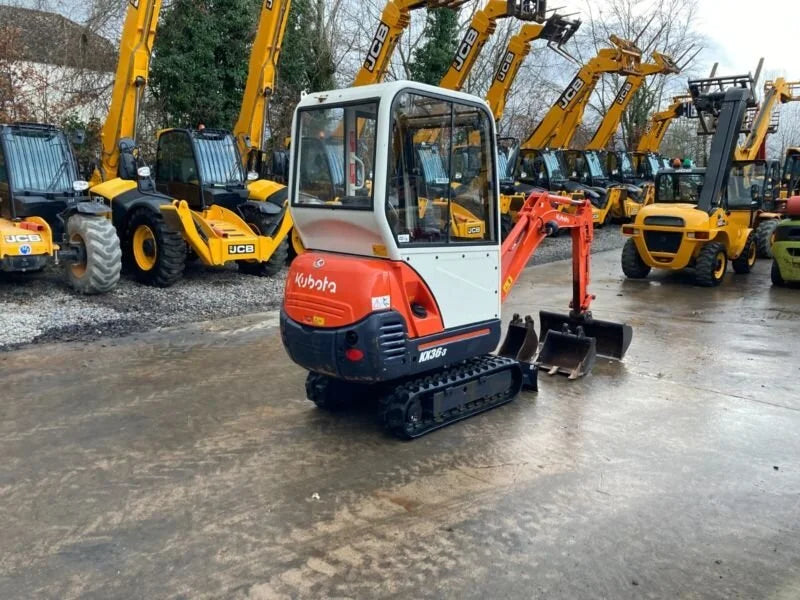 Miniexcavadora Kubota KX36-3 de 1,6 t, usada, año 2005, 2543 h, con 3 cucharones a elegir