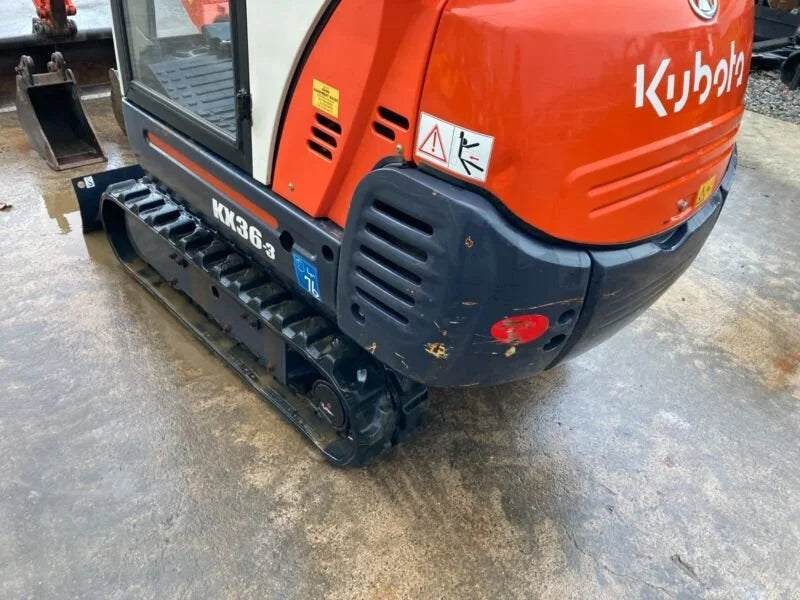 Miniexcavadora Kubota KX36-3 de 1,6 t, usada, año 2005, 2543 h, con 3 cucharones a elegir