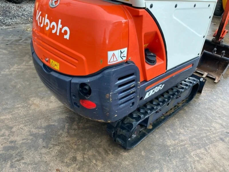 Miniexcavadora Kubota KX36-3 de 1,6 t, usada, año 2005, 2543 h, con 3 cucharones a elegir