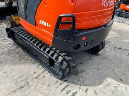 Miniexcavadora Kubota KX61-3 de 2,5 t de ocasión 2013 con cabina climatizada de 2417 h con 3 cucharas