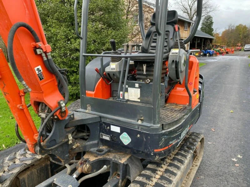 Miniexcavadora Kubota KX91-3 Super Series 2,7 t usada 2012 de 3 065 h con 3 cucharones