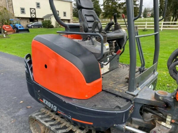 Miniexcavadora Kubota KX91-3 Super Series 2,7 t usada 2012 de 3 065 h con 3 cucharones