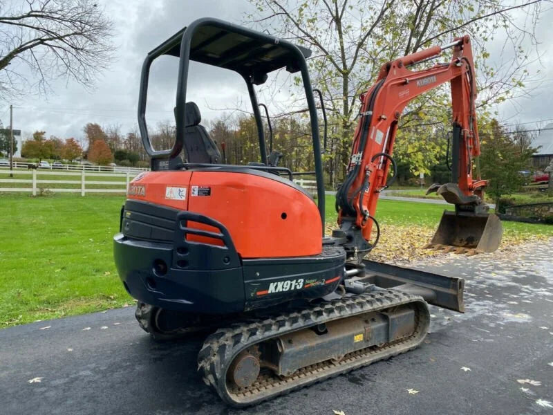 Miniexcavadora Kubota KX91-3 Super Series 2,7 t usada 2012 de 3 065 h con 3 cucharones