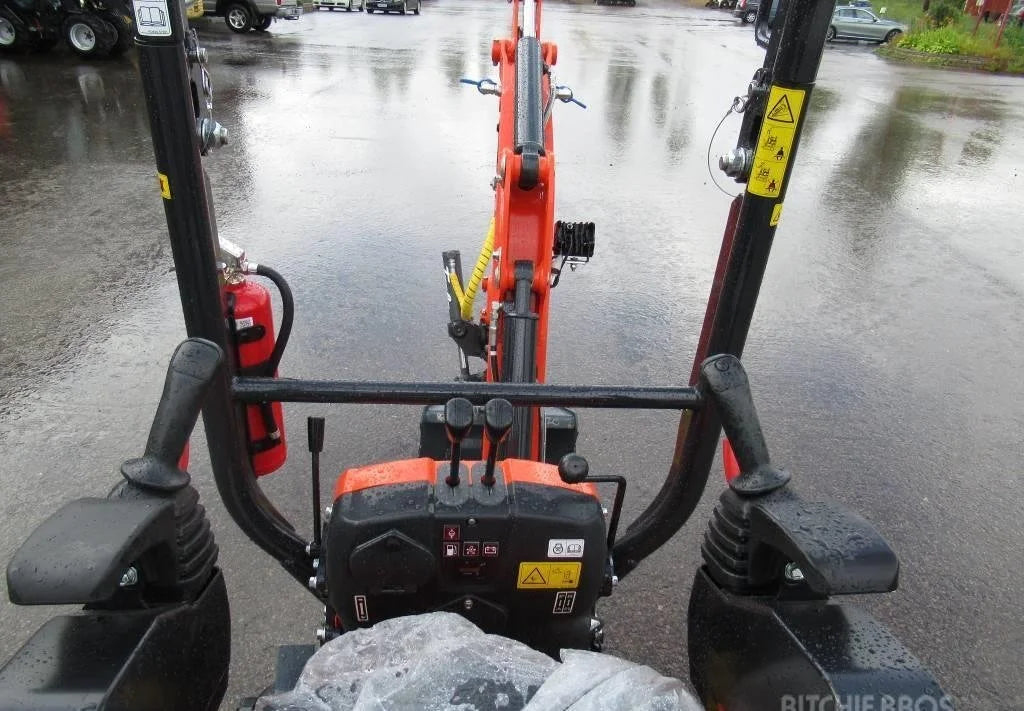 Miniexcavadora Kubota U10-5 de 1,1 t usada 2022 casi nueva de 10 h con 3 cucharas