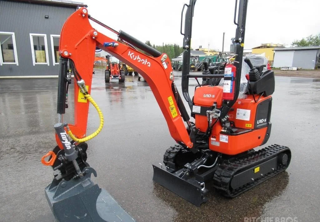 Miniexcavadora Kubota U10-5 de 1,1 t usada 2022 casi nueva de 10 h con 3 cucharas