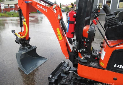 Miniexcavadora Kubota U10-5 de 1,1 t usada 2022 casi nueva de 10 h con 3 cucharas
