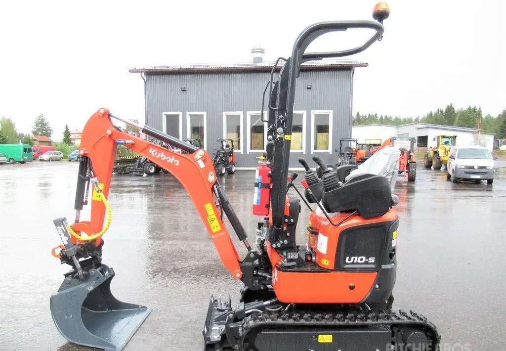 Miniexcavadora Kubota U10-5 de 1,1 t usada 2022 casi nueva de 10 h con 3 cucharas