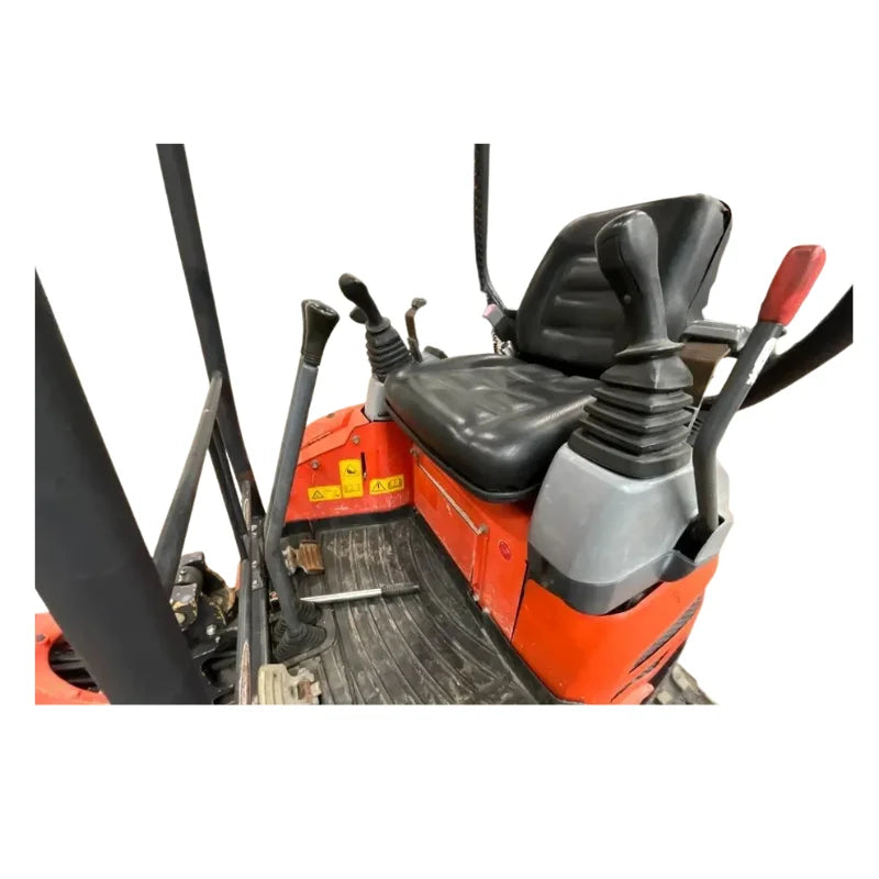 Miniexcavadora Kubota U15-3 de 1,7 t con ancho variable — Motor D782-BH 9,6 kW — Usada 2017 — 1.500 h