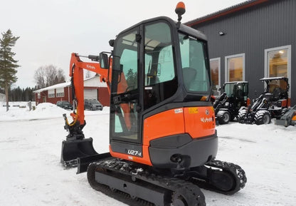 Miniexcavadora Kubota U27-4 de 2,7 t usada 2016 con 2185 h y 3 cucharones específicos
