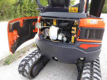 Miniexcavadora compacta Kubota U27-4 de 2,5 t, usada, año 2016, con solo 783 h y 3 cucharones