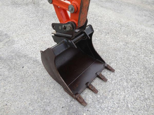 Miniexcavadora compacta Kubota U27-4 de 2,5 t, usada, año 2016, con solo 783 h y 3 cucharones