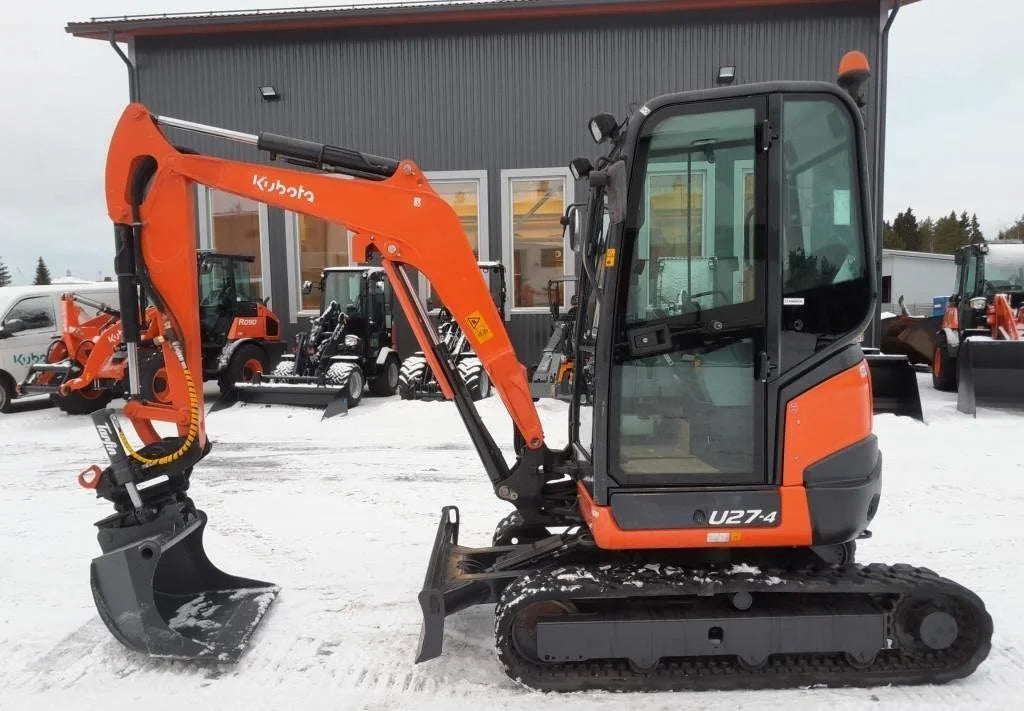 Miniexcavadora Kubota U27-4 de 2,7 t usada 2016 con 2185 h y 3 cucharones específicos