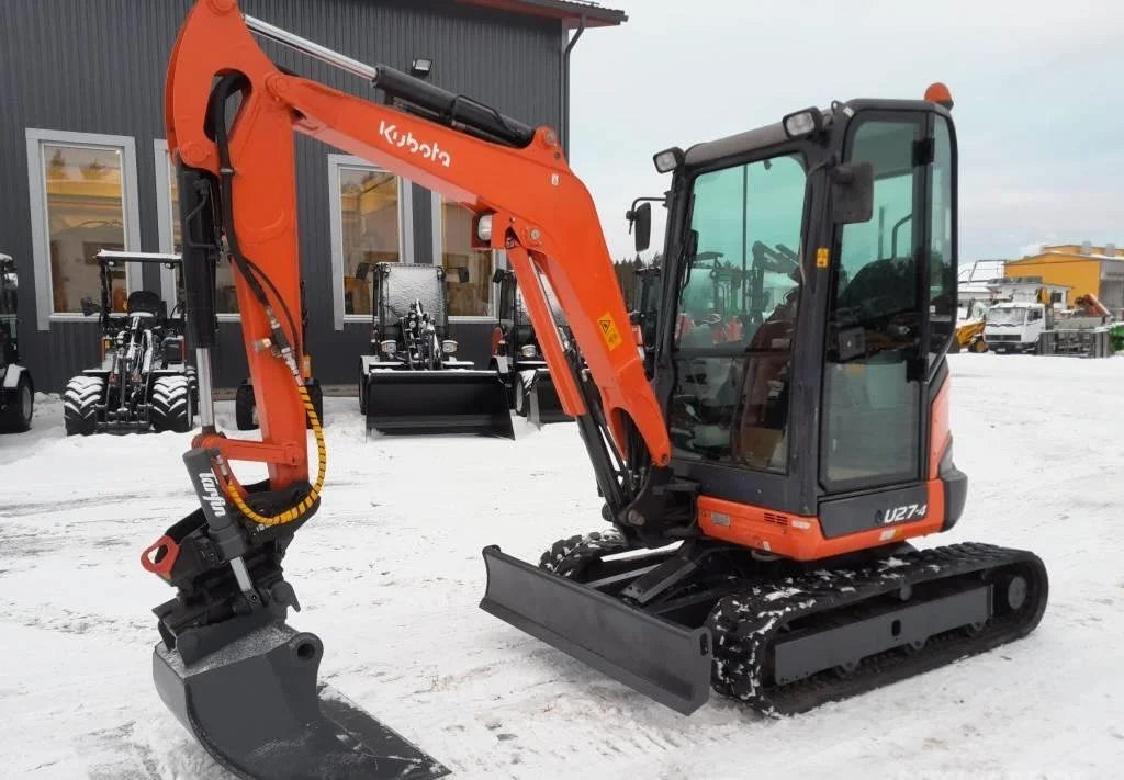 Miniexcavadora Kubota U27-4 de 2,7 t usada 2016 con 2185 h y 3 cucharones específicos