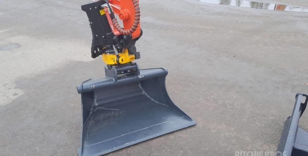 Kubota U36-4 (2022) – Mini Excavadora 3,6T – Estado Nuevo con 13 Horas