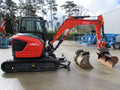 Miniexcavadora compacta Kubota U50-5 de 5 t usada 2021 con 741 h de radio de giro cero