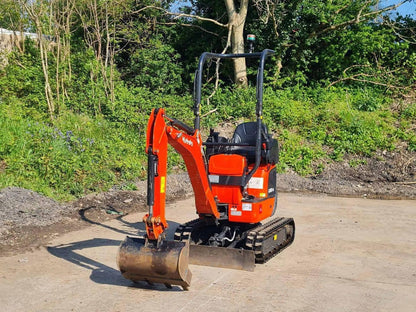 Miniexcavadora compacta Kubota U10-5 de 1,2 t usada 2022 con 249 h chasis extensible