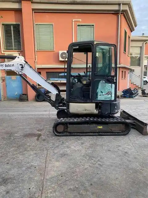 Bobcat E35 (2014) – Mini Excavadora 3,5 Toneladas – 678 Horas