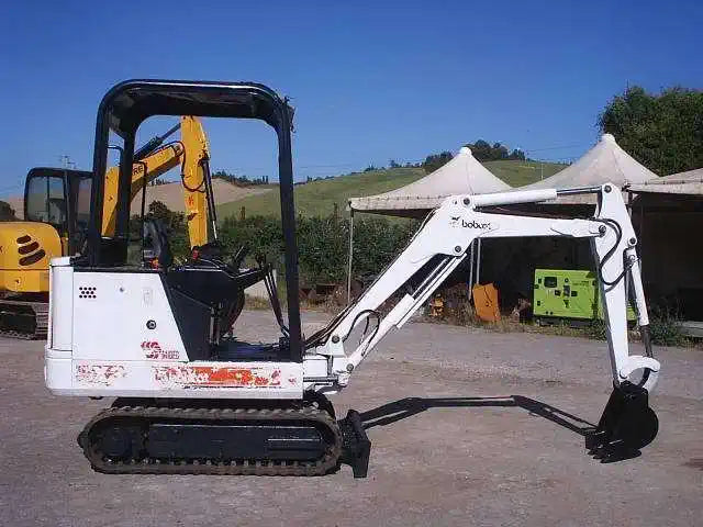 Bobcat E35 (2014) – Mini Excavadora 3,5 Toneladas – 678 Horas
