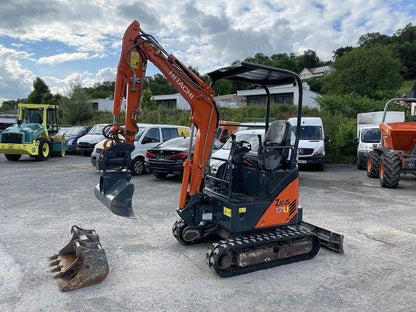 Miniexcavadora Hitachi ZX 17U-2 de Ocasión (2013) – 1,8T con Motor Yanmar y 3 Cucharas
