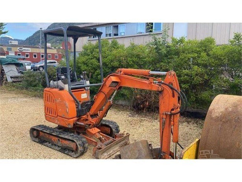 IHI 15NX (2004) – Mini Excavadora 1,5T con 3 Cucharas – 6 088 h – Compacta y Fiable