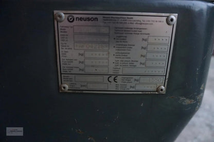 Neuson 1404 Miniexcavadora 1,4 t de ocasión 2008 de 3 620 h motor Yanmar con 3 cucharas