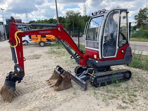 Neuson 2202 RDV (1998) – Miniexcavadora 2T – Buen Estado, Revisada y Lista para Trabajar
