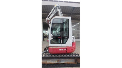 Takeuchi de ocasión 153 FR (2008) – Mini excavadora 5,6T – 5225 h – 3 cucharas