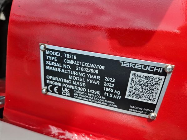 Miniexcavadora Takeuchi TB216 de 1,86 t, usada, año 2022, 65 h, con remolque Ifor Williams
