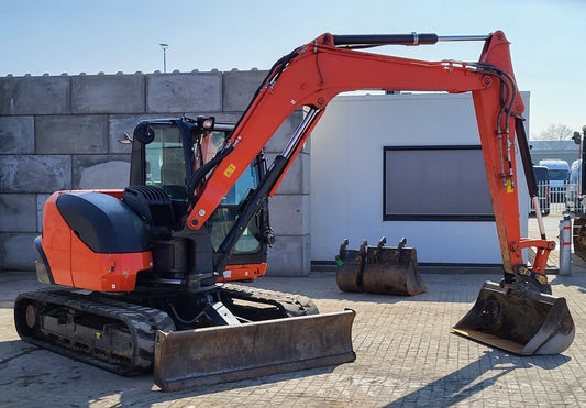 Kubota KX080-4A2 2020 – Miniexcavadora 8T con 2.955h, Cazo 0,25 m³