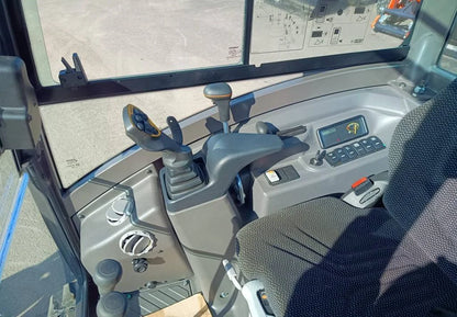 Miniexcavadora Volvo ECR25D de 2,5 t usada 2016 con 1100 h con tiltrotator Engcon