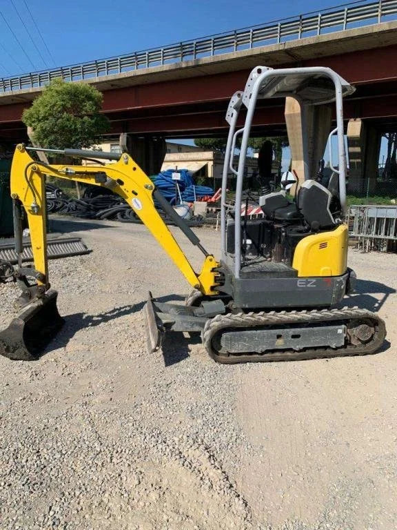 Miniexcavadora Wacker Neuson EZ17 de giro cero, 1.8 t, usada, año 2017, 2600 h, ref. MR875