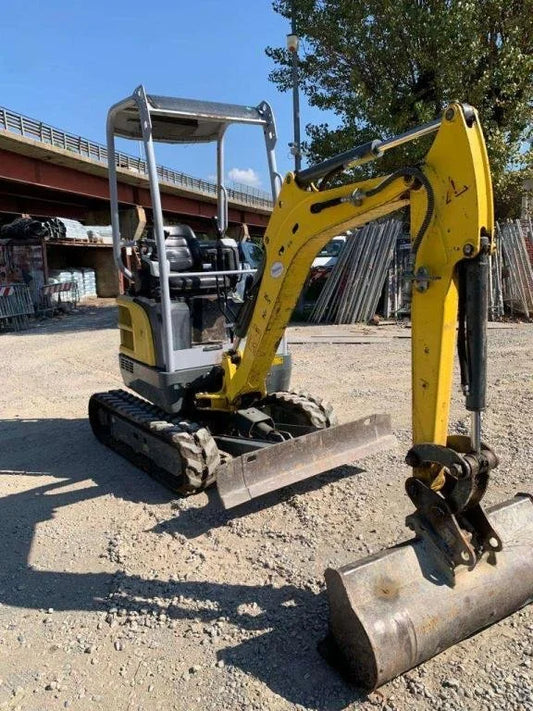 Miniexcavadora Wacker Neuson EZ17 de giro cero, 1.8 t, usada, año 2017, 2600 h, ref. MR875