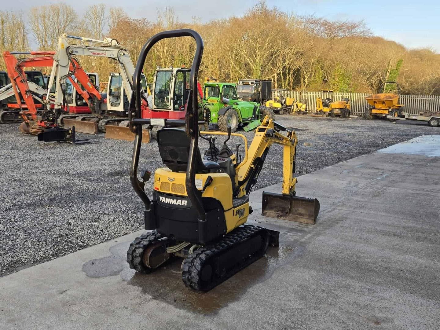 Miniexcavadora compacta Yanmar SV08 de 1 t usada 2020 con 1238 h chasis extensible