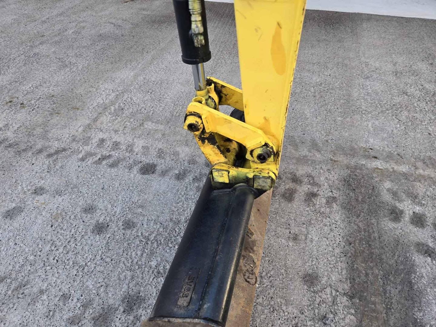 Miniexcavadora compacta Yanmar SV08 de 1 t usada 2020 con 1238 h chasis extensible