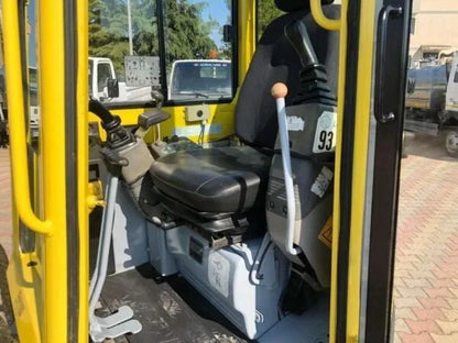 Miniexcavadora compacta Yanmar VIO 25.3 de 2,6 t usada 2007 con 2.100 h y 4 cucharones