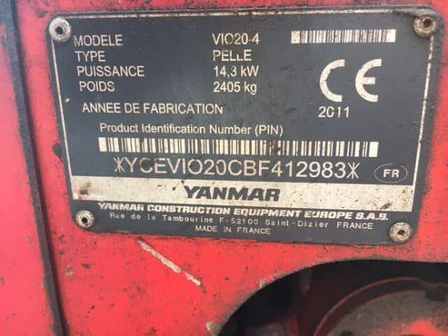 Miniexcavadora compacta Yanmar VIO20-4 de 2,4 t usada de 2011 con 3251 h y 3 cucharones