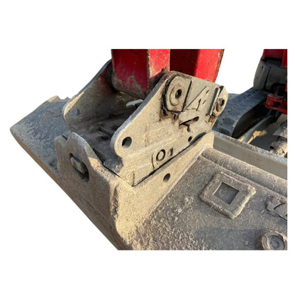Miniexcavadora Yanmar ViO25 2,85 t giro cero — Motor 3TNV76 — Usada 2012 — 4 750 h