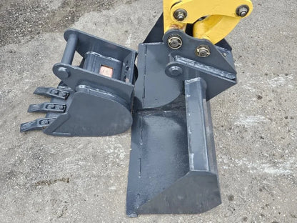 Miniexcavadora Yanmar SV15 de 1,5 t de ocasión 2013 con enganche CSW01 y 3 cucharas a elegir