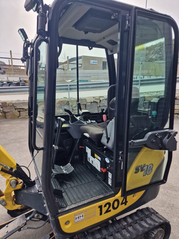 Miniexcavadora Yanmar SV18 de 1,97 t, usada, año 2020, 800 h, con cuchara inclinable