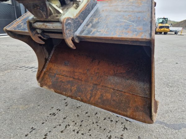 Miniexcavadora Yanmar SV18 de 1,97 t, usada, año 2020, 800 h, con cuchara inclinable