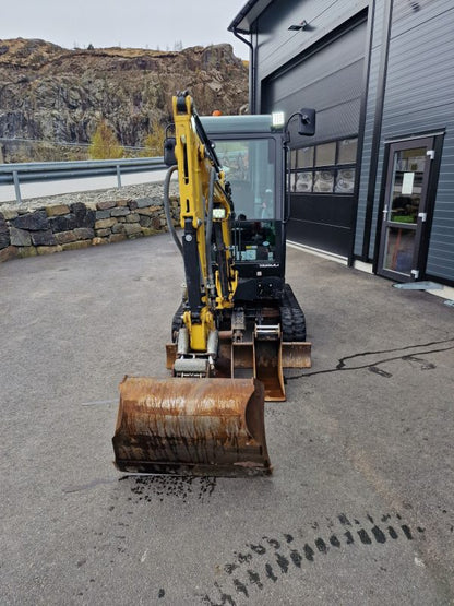 Miniexcavadora Yanmar SV18 de 1,97 t, usada, año 2020, 800 h, con cuchara inclinable